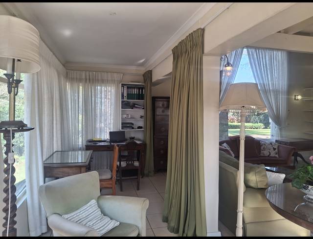 5 BEDROOM HOUSE FOR SALE IN GREENDALE